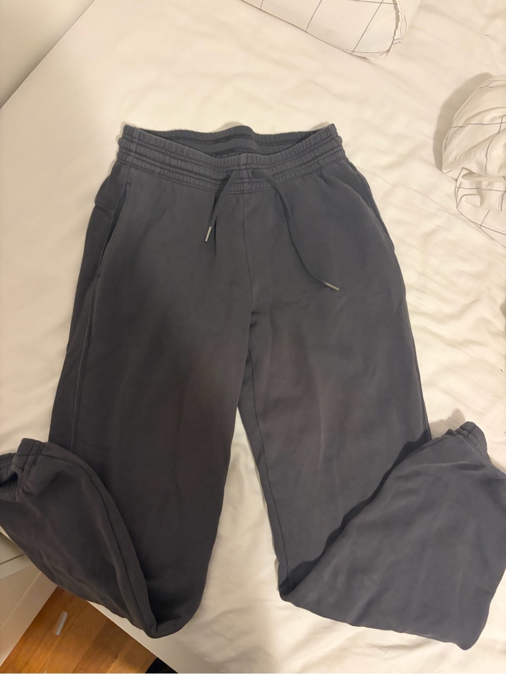 aerie Charcoal Gray Drawstring Joggers